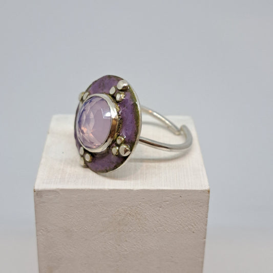 Lilac chalcedony ring